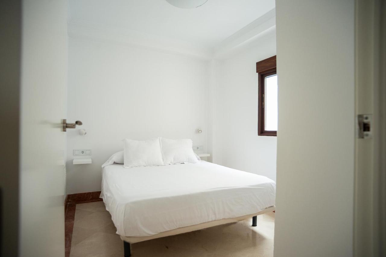 Deanes Rooms Cordova Esterno foto