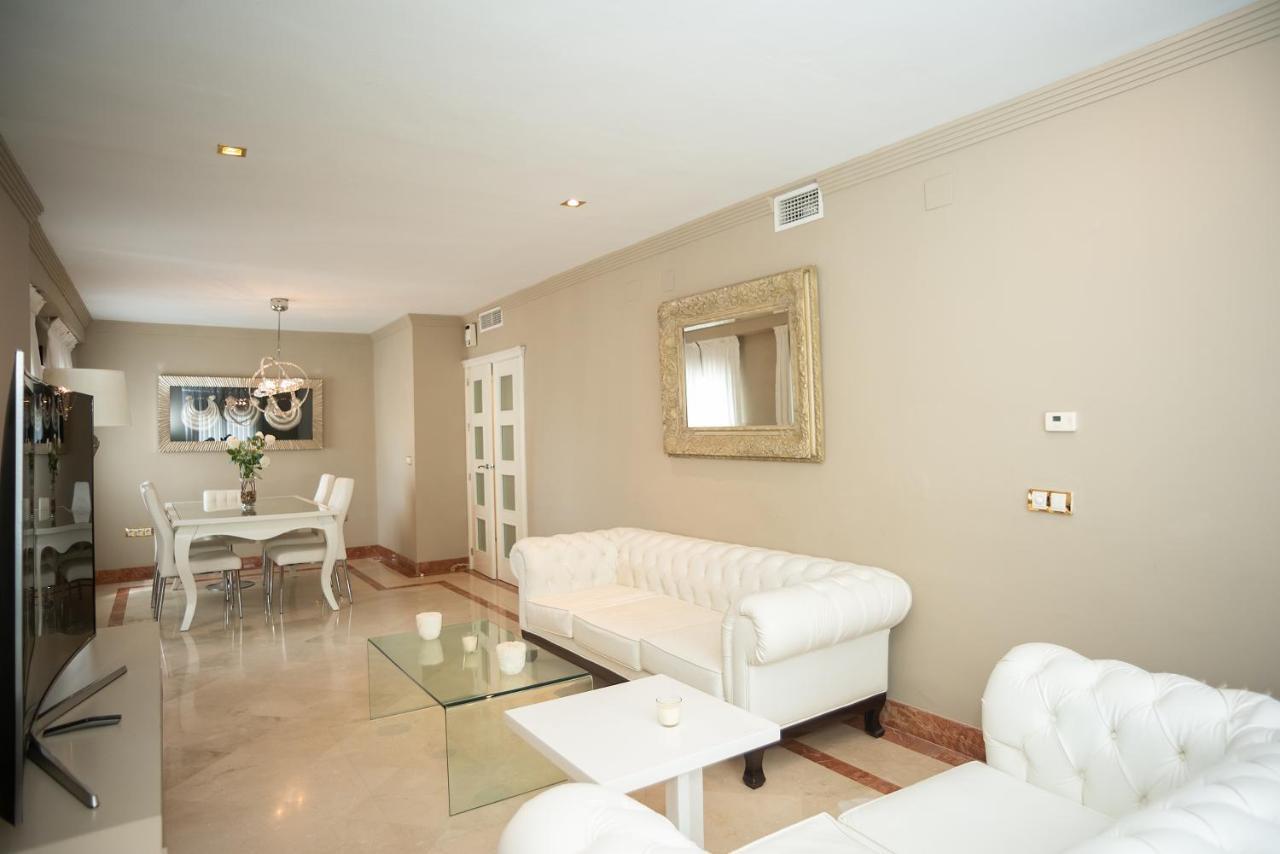 Deanes Rooms Cordova Esterno foto